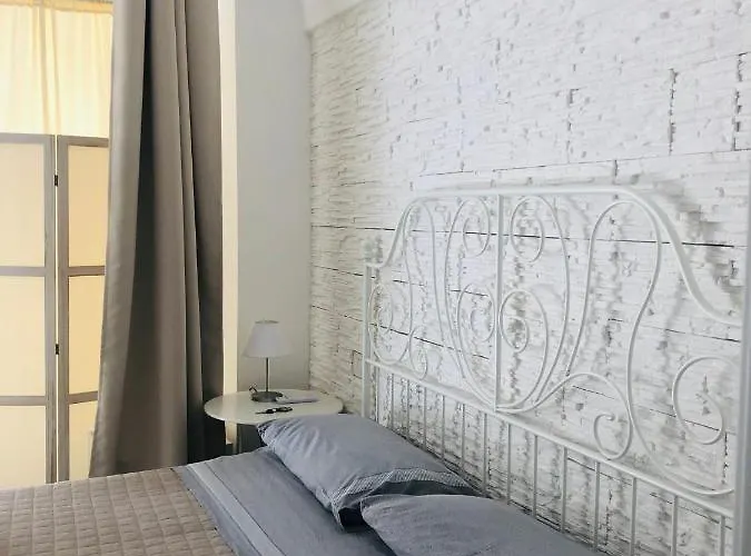 Affittacamere Zi' Mari' - Via Roma