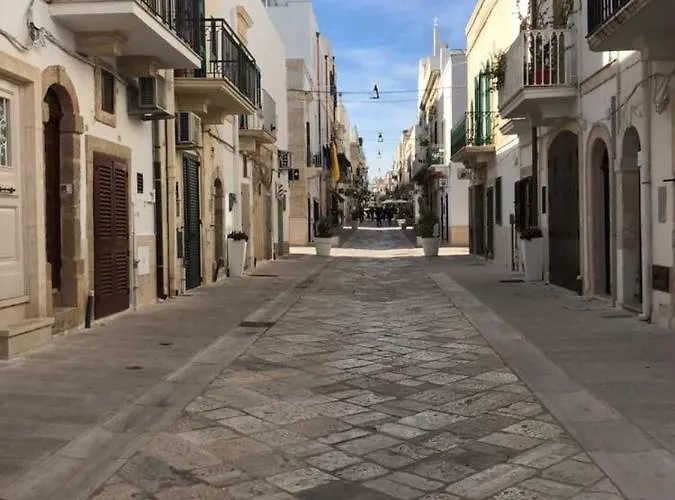 Zi' Mari' - Via Roma Affittacamere Polignano a Mare